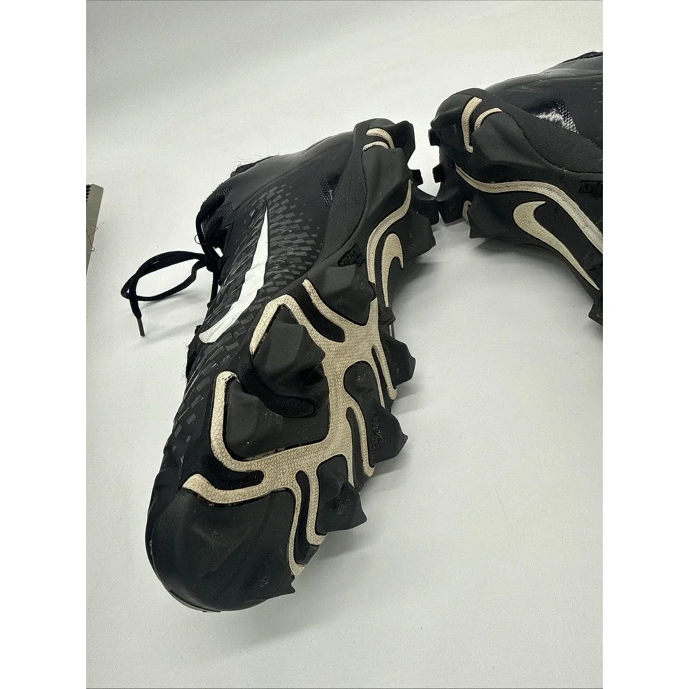 Nike Alpha FastFlex Football Cleats Youth Size 11 Black White Molded Studs
